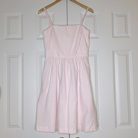 Vineyard Vines Seersucker Striped Mini Dress in Flamingo Size 6 Pink White - Picture 1 of 9